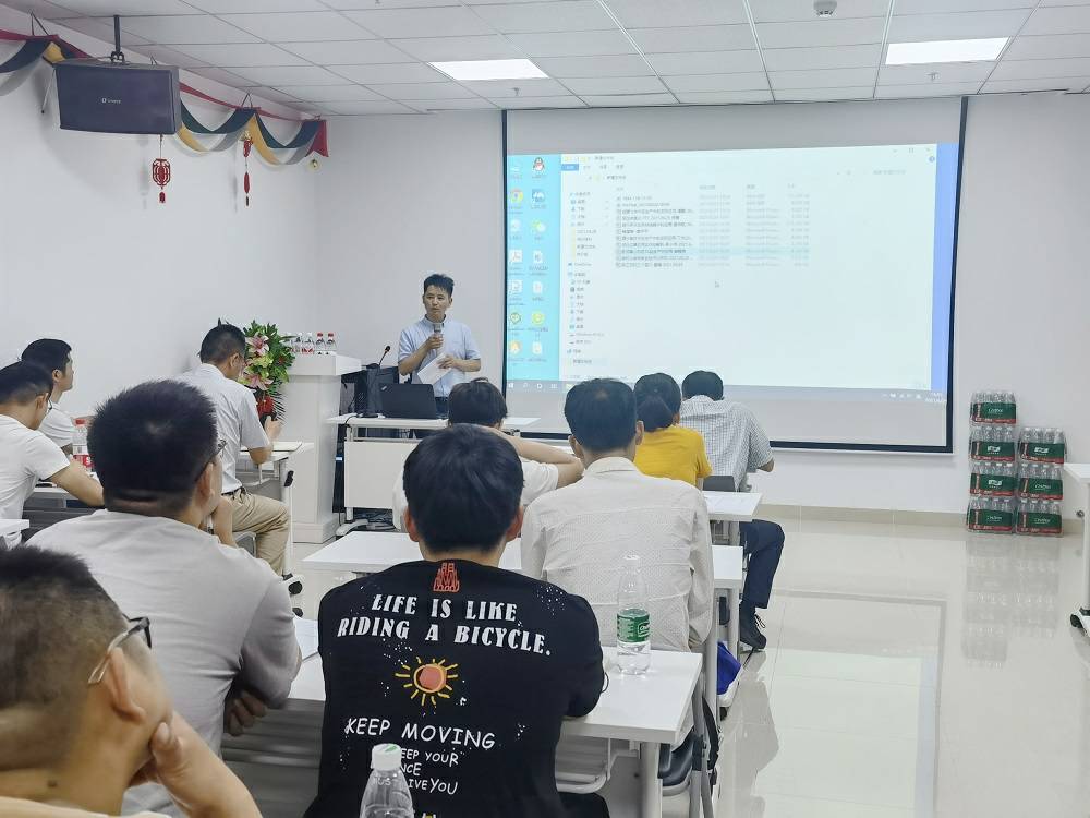 球盟会官方网站-球盟会QIUMENGHUI(中国)药业技术交流会 (3) - 副本.jpg
